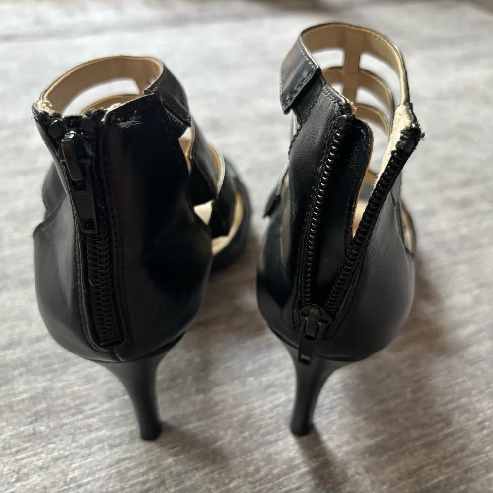 Life Stride Elegant Black Heels Size 8M - Picture 4 of 7